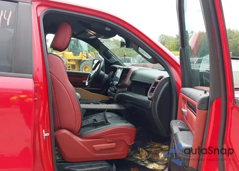 2019 Ram 1500 Rebel 4X4 6'4 Box из США, поврежденный, VIN 1C6SRFET3KN831977